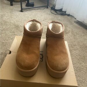 UGG Ultra Mini Platforms